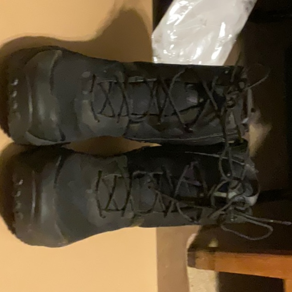 Tactical under Armour boots